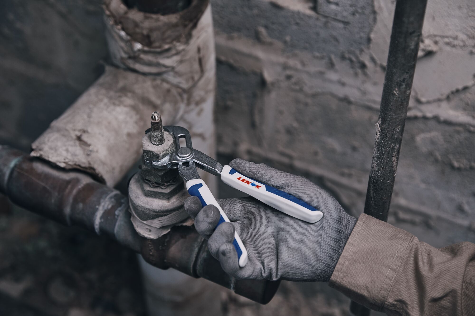 LENOX® Plier Wrench Application