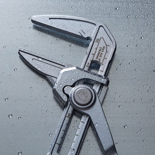 10" Pliers Wrench